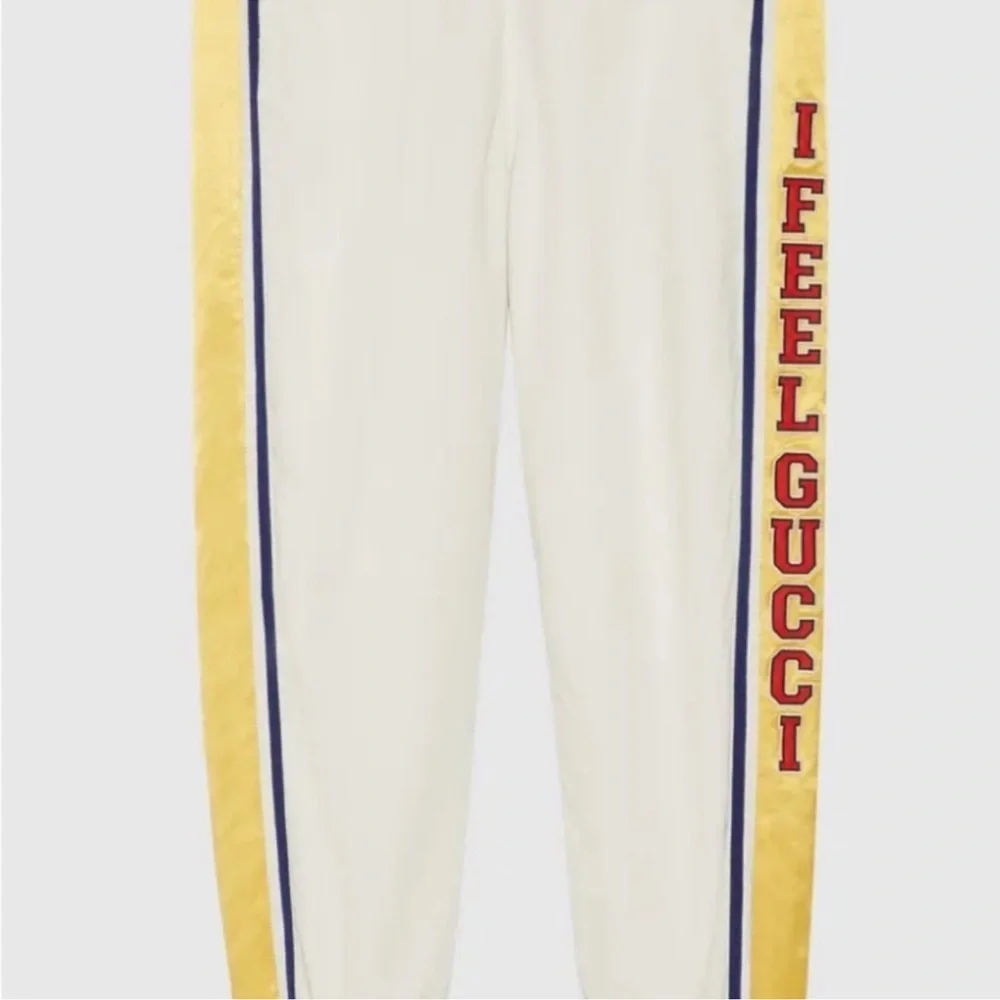 Men’s Gucci I feel Gucci track pants size XL made in Italy NWT